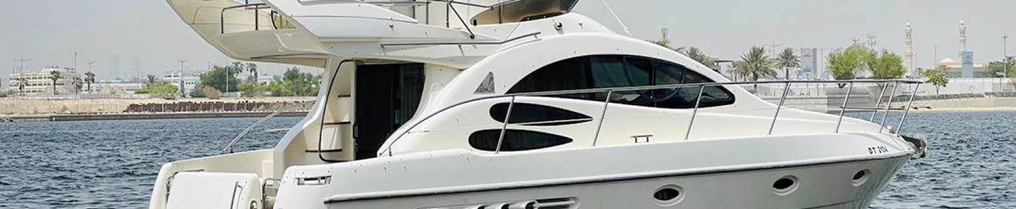 Azimut yacht 42ft | AED455/Hour