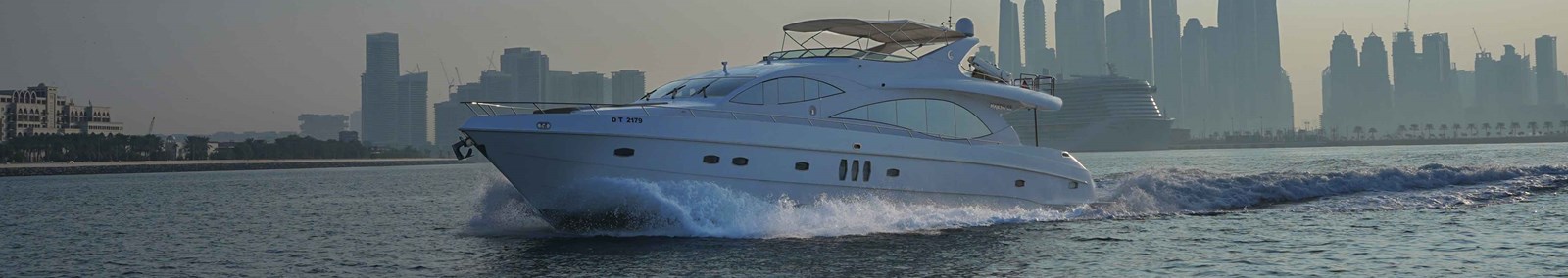 Majesty yacht | AED1,300/hour