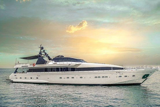 Mazayel yacht | AED4,300/hour