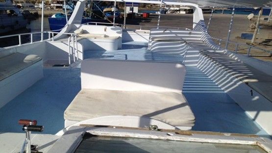 Relax boat