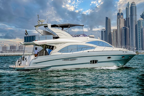 Majesty yacht | AED700/hour