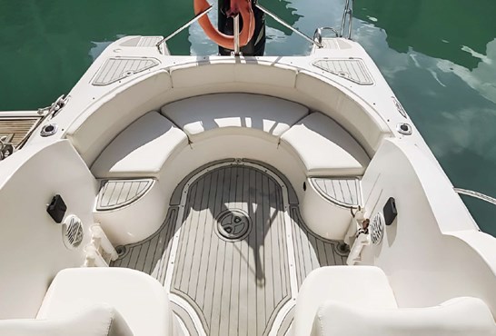 Speedboat 30ft | AED325/Hour