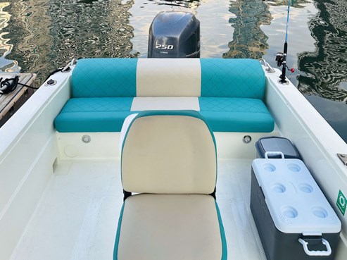 Speedboat 30ft | AED325/Hour