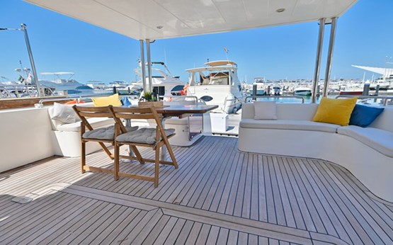 Moja Yacht 75ft | AED945/Hour
