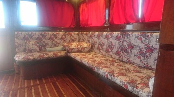 Lina Boat