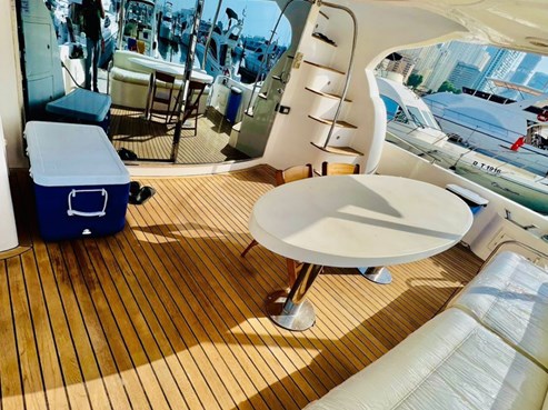 Majesty Premium |AED780/Hour