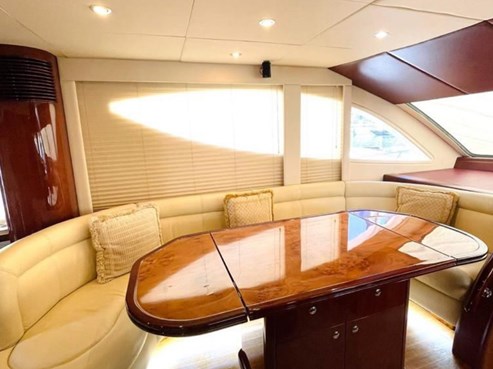 Majesty Premium |AED780/Hour