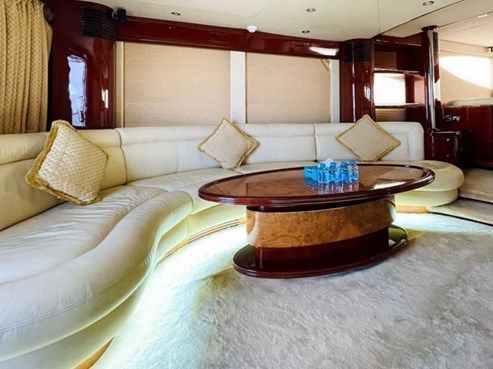 Majesty Premium |AED780/Hour