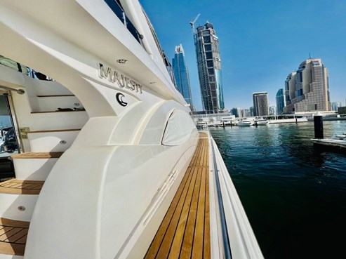 Majesty Premium |AED780/Hour