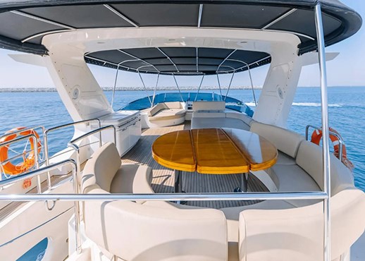 Viktoria Azimut 75ft | AED2500/Hour