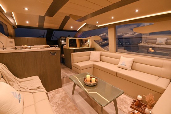 Babbar II yacht | AED750/Hour