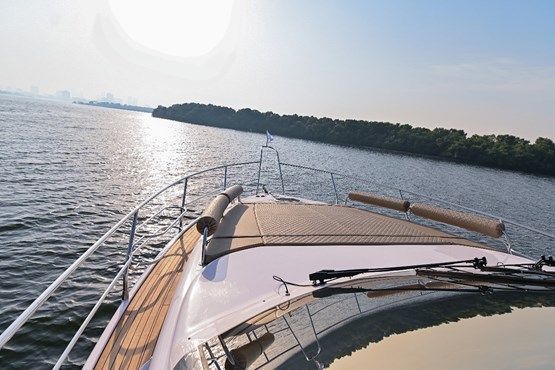 Babbar II yacht | AED750/Hour