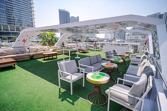 Bella vita yacht | AED2,700/hour
