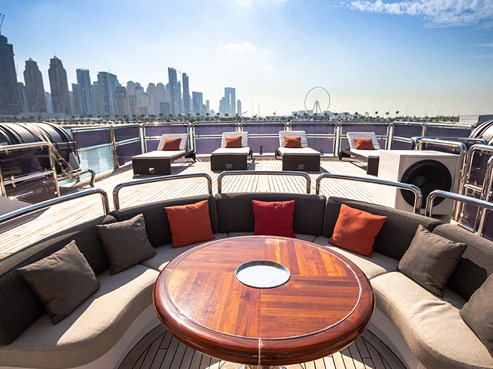 Code 8 yacht | AED17,200/hour