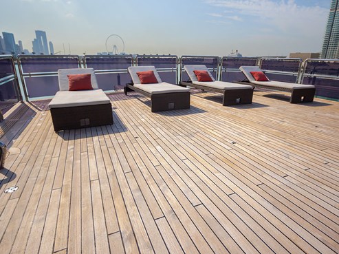 Code 8 yacht | AED17,200/hour