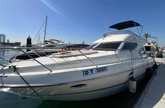 CRANCHI yacht 43ft |AED455/Hour
