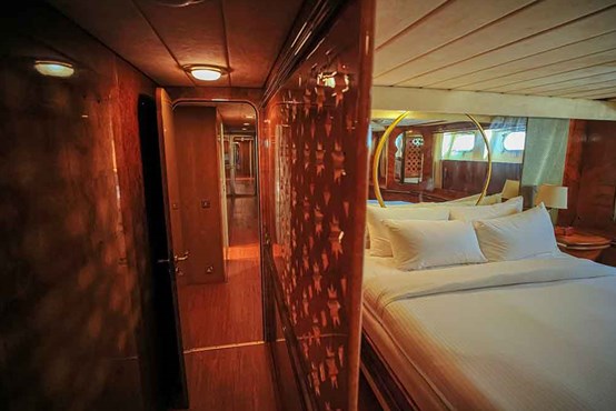 Mazayel yacht | AED4,300/hour