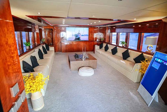 Mazayel yacht | AED4,300/hour