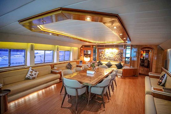 Mazayel yacht | AED4,300/hour