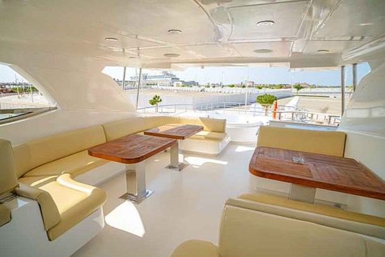 Majesty yacht | AED3,200/hour