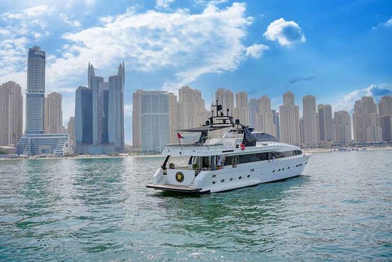 Mazayel yacht | AED4,300/hour