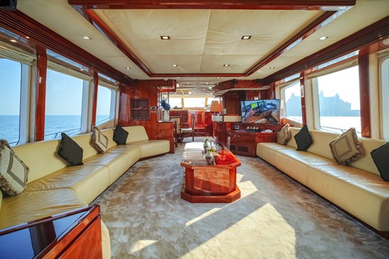 Majesty yacht | AED1,300/hour