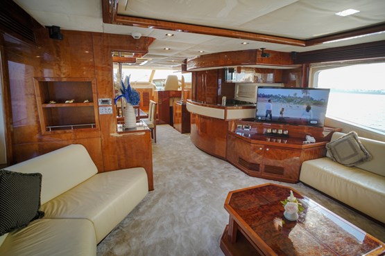 Majesty yacht | AED1,300/hour