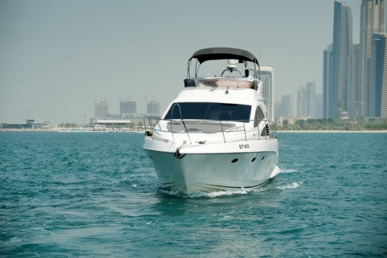 Jasmine yacht | AED700/hour