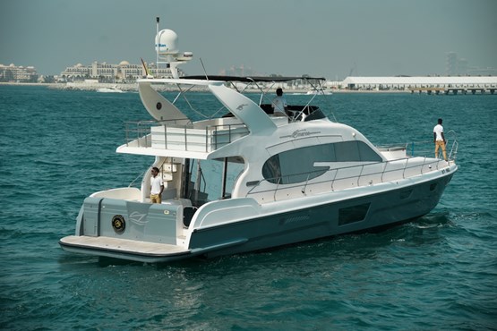 superfly yacht | AED800/hour