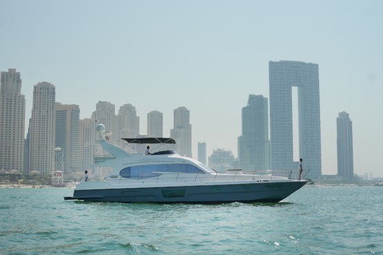 superfly yacht | AED800/hour