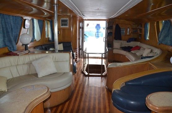 Alia Boat