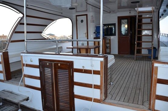 Wafaa Boat
