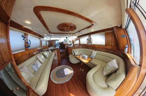 GLUFCRAFT yacht 60ft |AED585/Hour