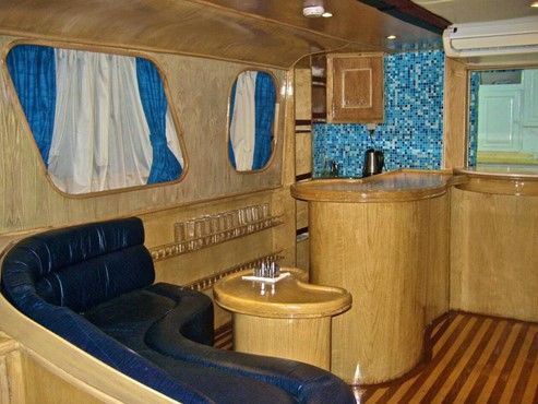 Alia Boat