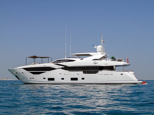 LEGENDE 116ft Superyacht Dubai | AED16,100/hour