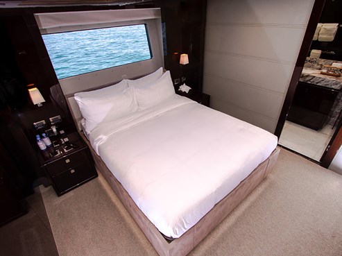LEGENDE 116ft Superyacht Dubai | AED16,100/hour