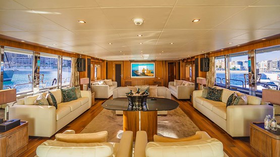 Sunseeker 131ft Superyacht | AED14,300/hour