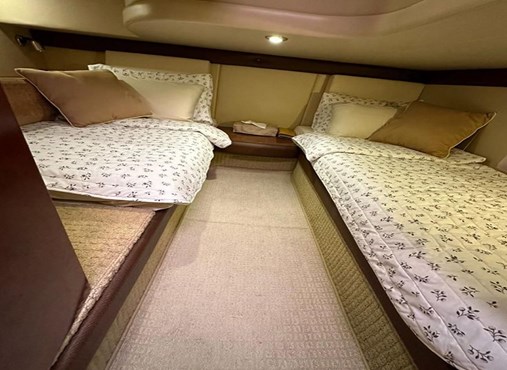 MERIDIAN yacht 45ft| AED455/Hour
