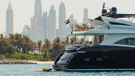 NOTORIOUS yacht | AED5000/hour