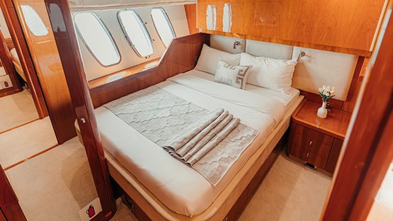 NOTORIOUS yacht | AED5000/hour