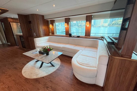Omega yacht 100ft | AED2600/Hour
