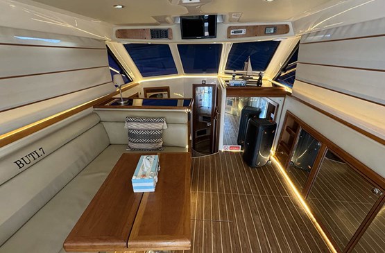 RIVIERA yacht 48ft |AED455/Hour