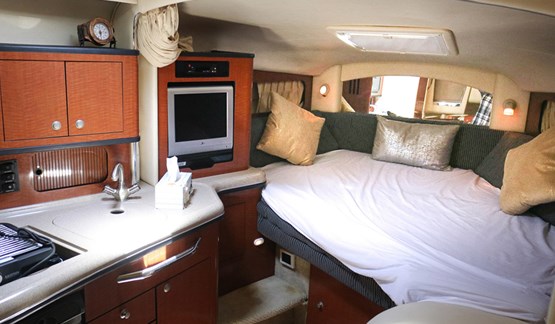 SUNDANCER yacht 38ft |AED325/Hour