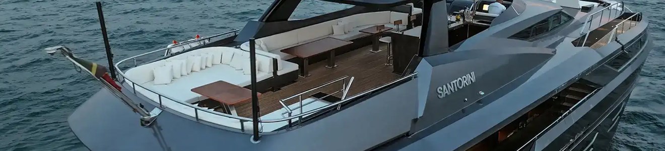 Santorini yacht | AED16,300/hour
