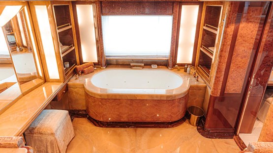 Zaf Yacht | AED20,000/hour